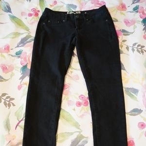 💥$5 TODAY!! SO // black jegging jeans